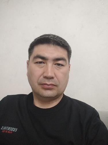 Ернар Ахмадиев