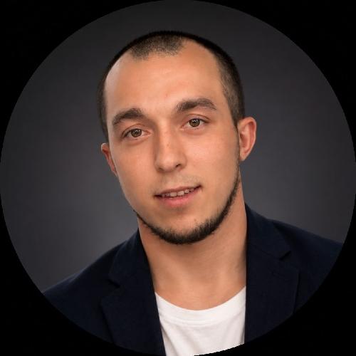 Артур Логин