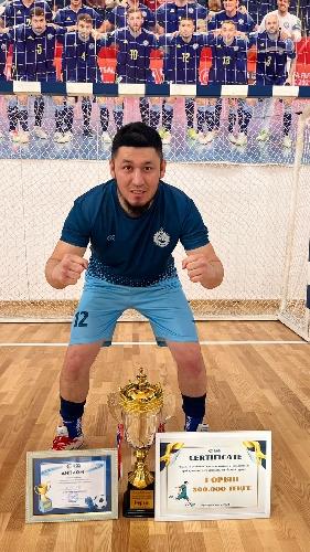 Жасылан Капаров