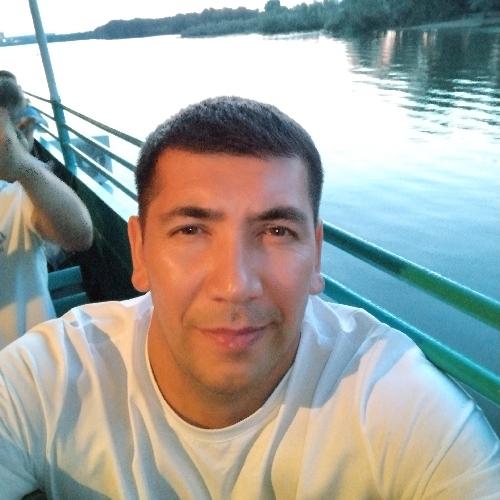 Нурбол Ахатаев
