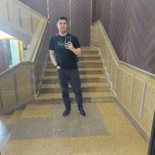 Бекжан Садыхов