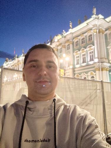 Роман Капитонов