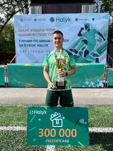 Бекхан Газизов