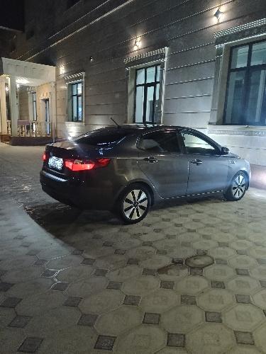 Айбек Лесбай