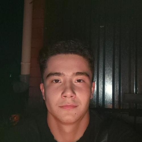 Алишер Уразбаев