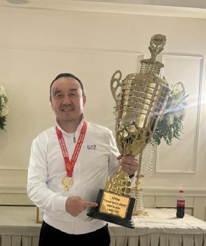Азамат Кудеринов