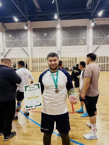 Алишер Муканов