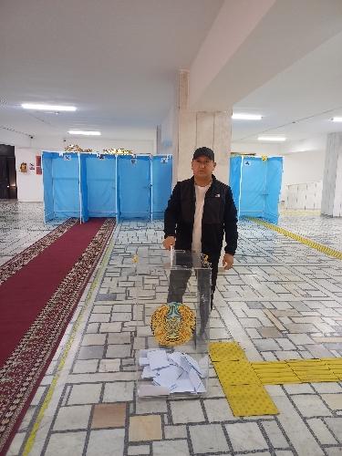 Асылбек Избасаров