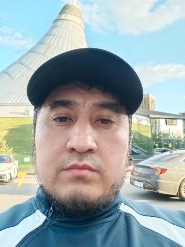 Азамат Карашов