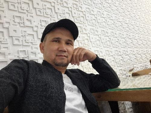 Алмат Алпанов
