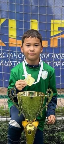 Ниязбек Бекзат