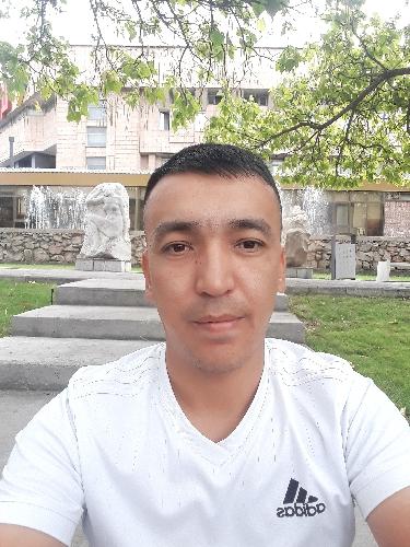 Азамат Аманбаев
