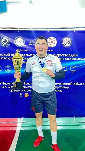 Азат Баяндин