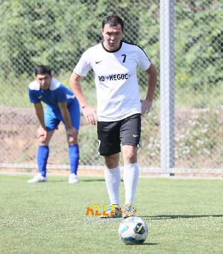 Жандос  Асанбаев
