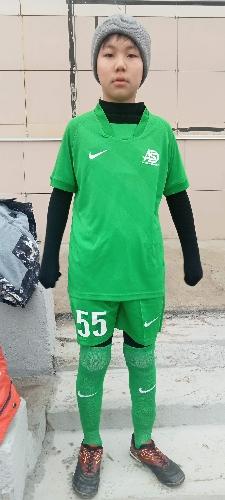 Алижан Максут
