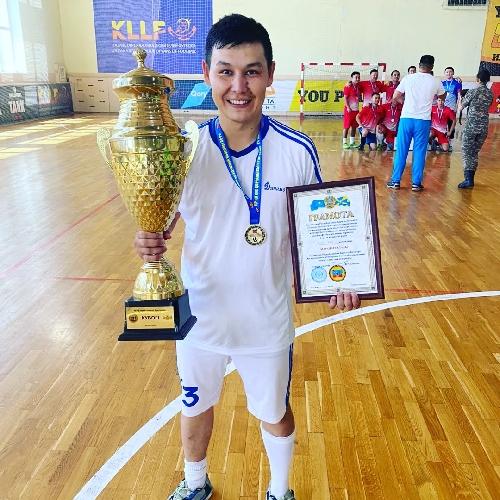 Мерей Есмуратов