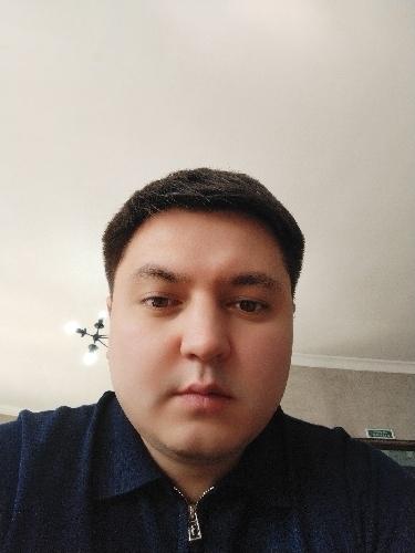 Адил Бекмурзаев