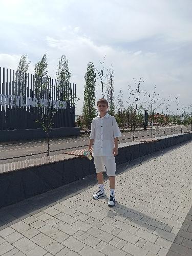 Максим  Ходырев