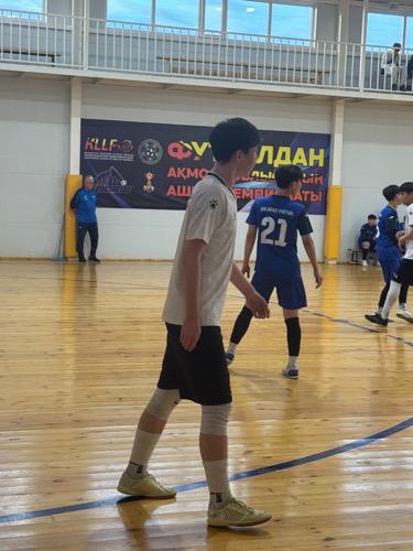 Саят Муканов