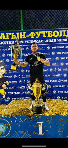 Фаррух Бекенов